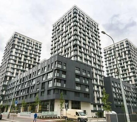 Residence Garden Tower - Parking Прага Экстерьер фото