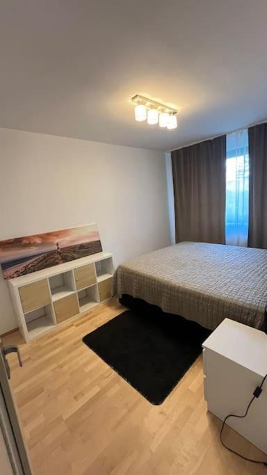 Residence Garden Tower - Parking Прага Экстерьер фото